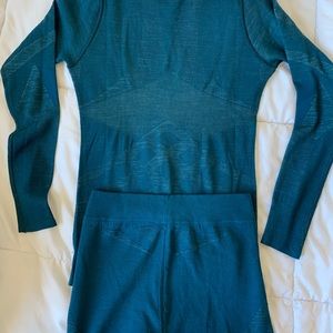 Intraknit base layer by Smartwool-top and bottom matching